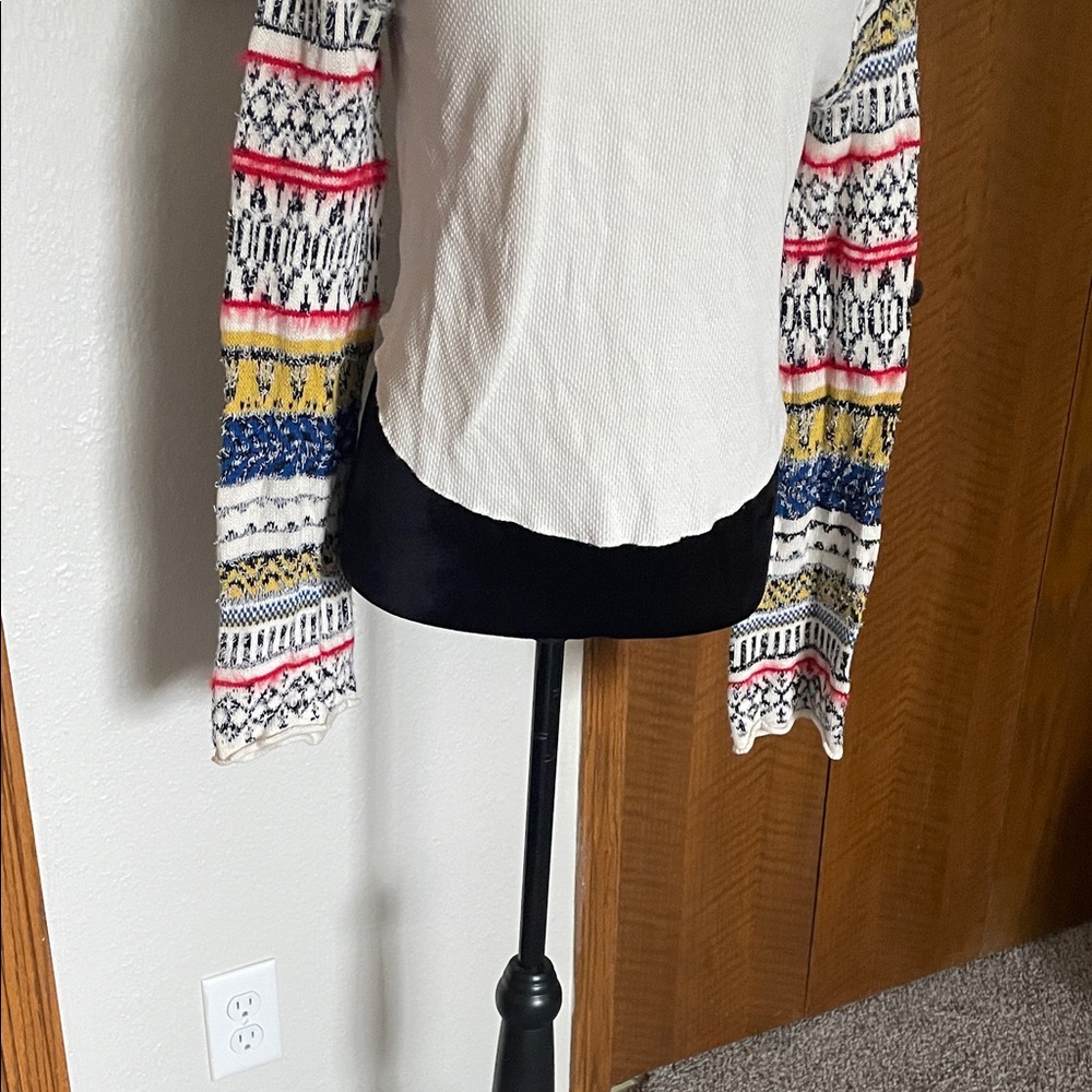 Free People - Picture 2 of 12